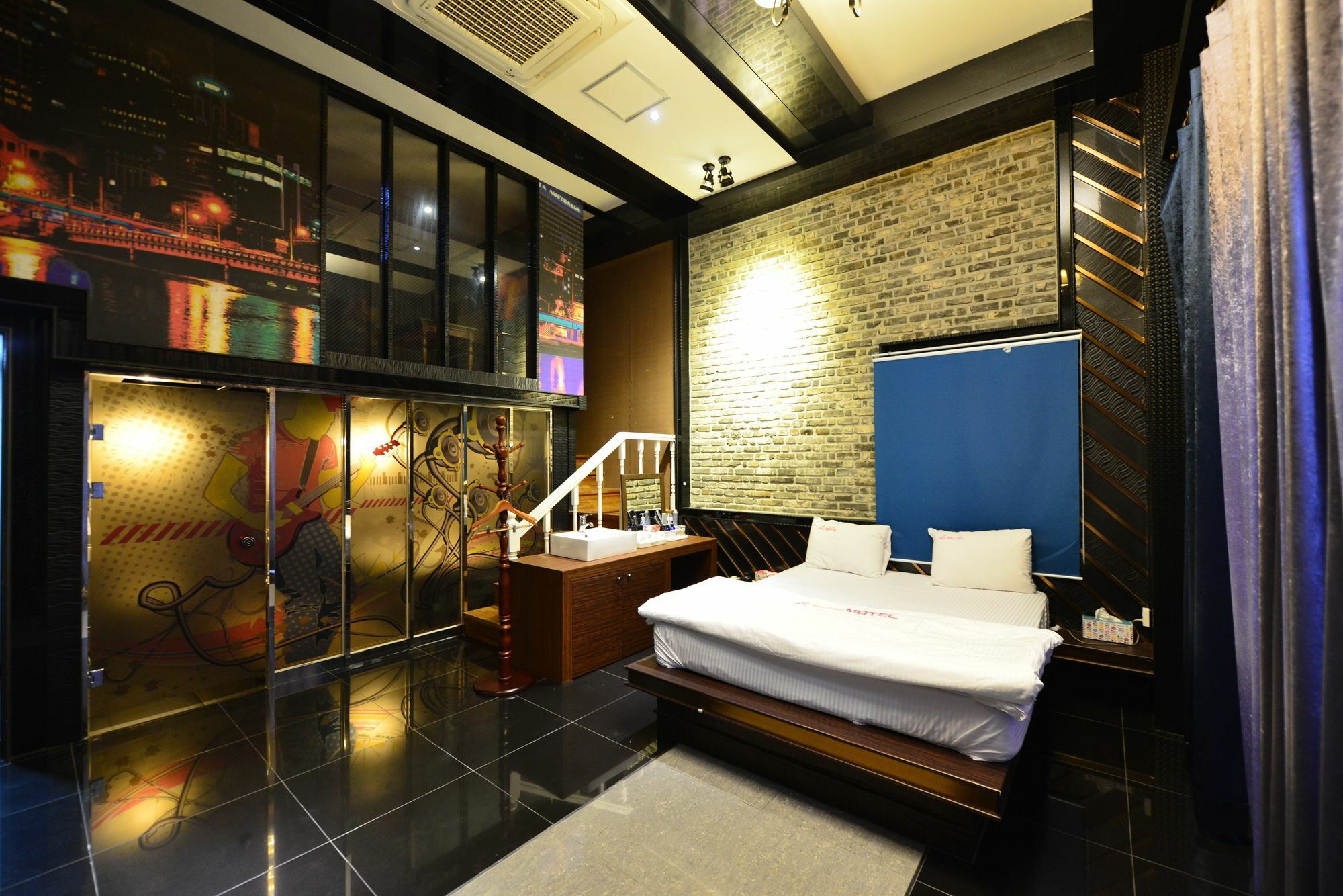 Daegu Piano Motel Екстер'єр фото